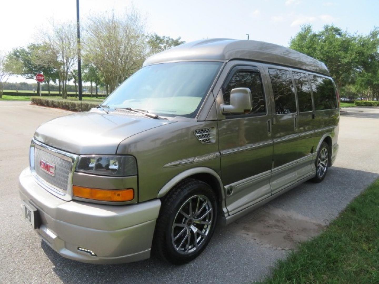 2013 /Beige Two Tone GMC Savana RV G1500 3LT (1GDS7DC45D1) with an 5.3L V8 OHV 16V engine, 4-Speed Automatic transmission, located at 4301 Oak Circle #19, Boca Raton, FL, 33431, (954) 561-2499, 26.388861, -80.084038 - You are looking at a Gorgeous 2013 GMC Savana 1500 High Top Conversion Van Explorer Limited SE Package Handicap Wheelchair Conversion Van with 72K Original Miles, Side Entry Braun Millennium Series Wheelchair Lift, Rubber Floor, Q-Straint Tie Down System, Navigation, Back Up Camera, Huge flat Screen - Photo#20